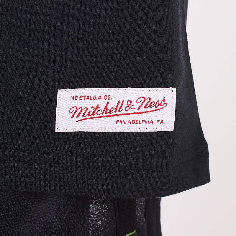 мужская черная майка Mitchell and ness Team Arch Tank A0093397BLK - цена, описание, фото 4